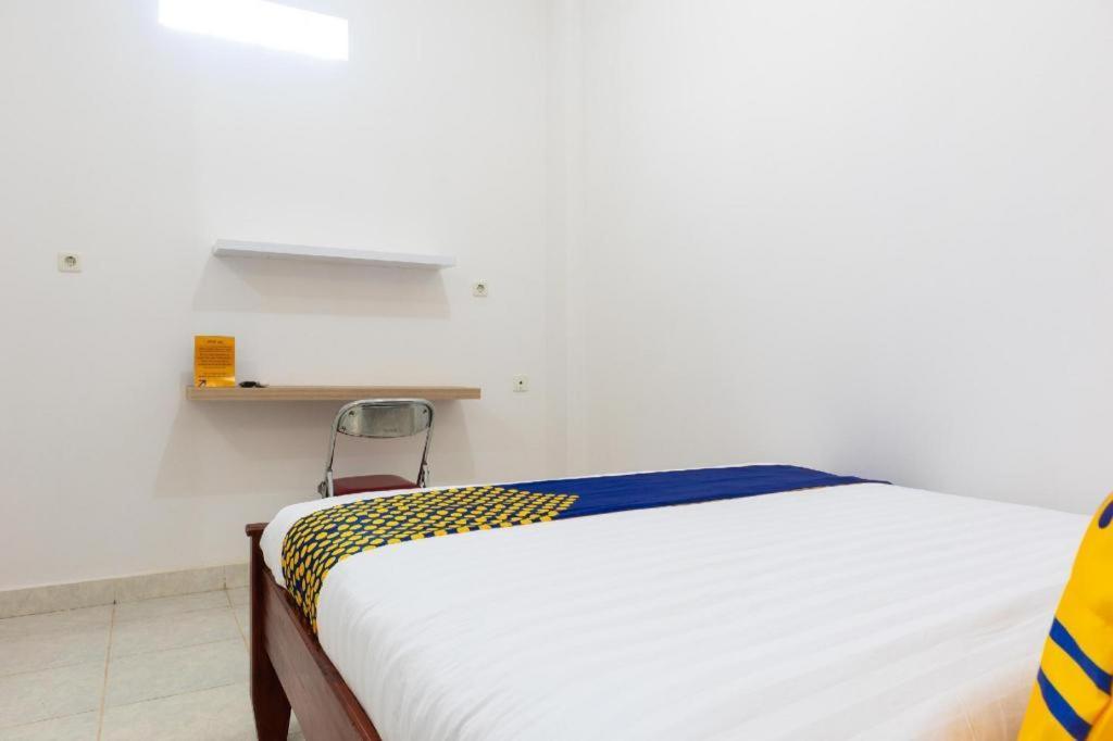Spot On 2063 Bethania Residence Kupang  Extérieur photo