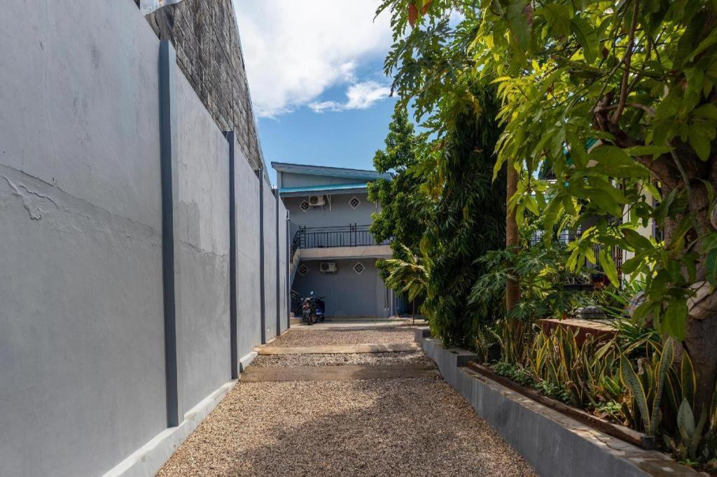 Spot On 2063 Bethania Residence Kupang  Extérieur photo