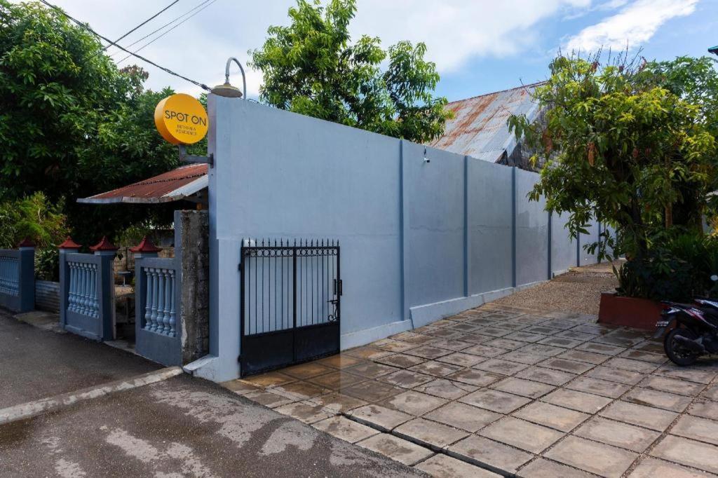 Spot On 2063 Bethania Residence Kupang  Extérieur photo