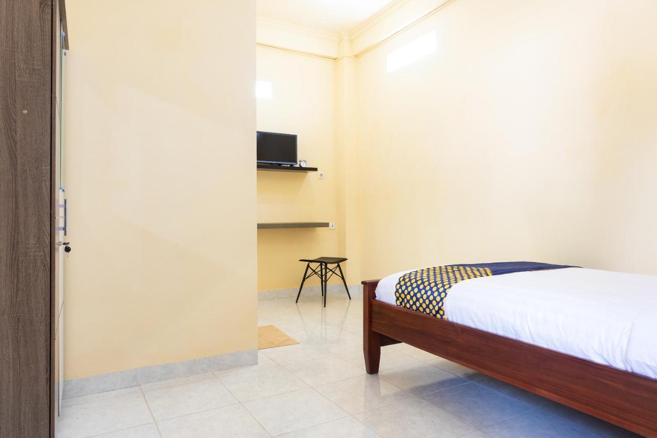 Spot On 2063 Bethania Residence Kupang  Extérieur photo